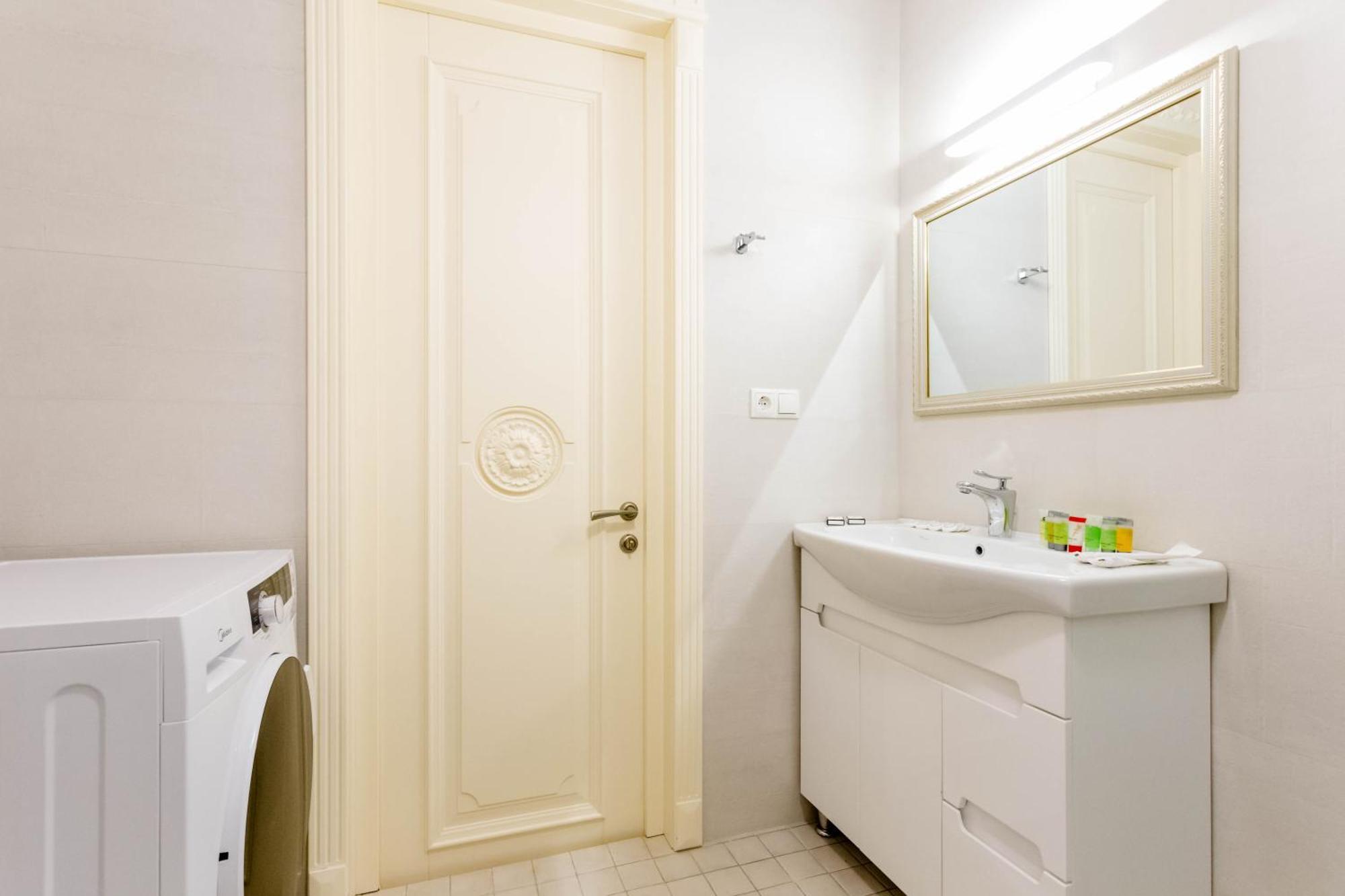 City Luxury Apartment L Tbilisi Exterior photo